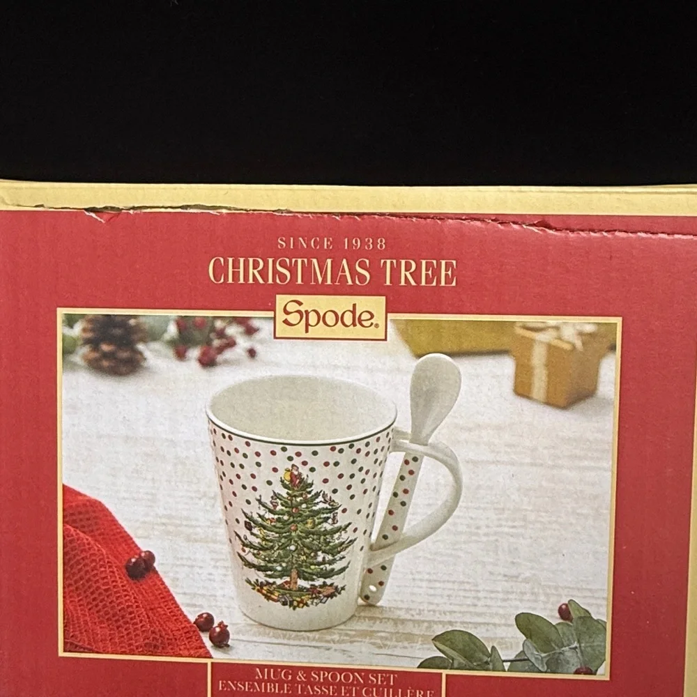 Spode NEW‎ Festive Polka Dot Christmas Mug with Spoon Tea coffee gift tree 14 OZ
